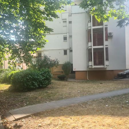 City Mid Mostar Apartment Екстериор снимка