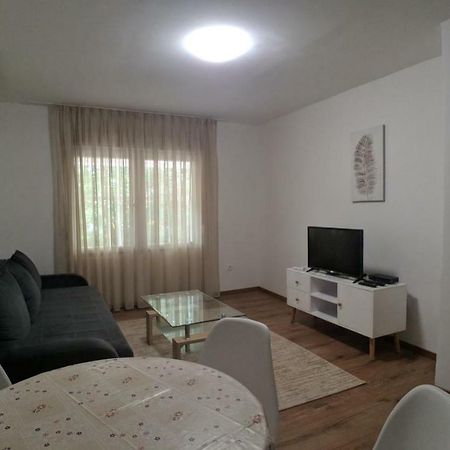 City Mid Mostar Apartment Екстериор снимка
