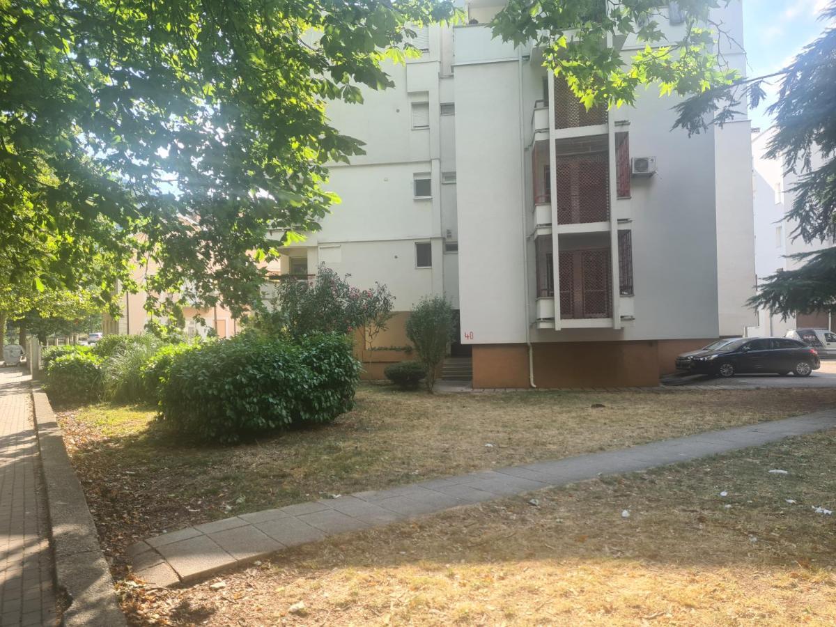 City Mid Mostar Apartment Екстериор снимка
